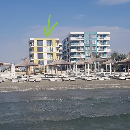 Constantinos Apartment Mamaia Nord Нэводари Экстерьер фото