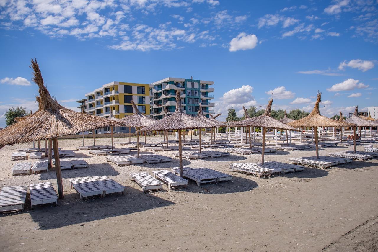 Constantinos Apartment Mamaia Nord Нэводари Экстерьер фото